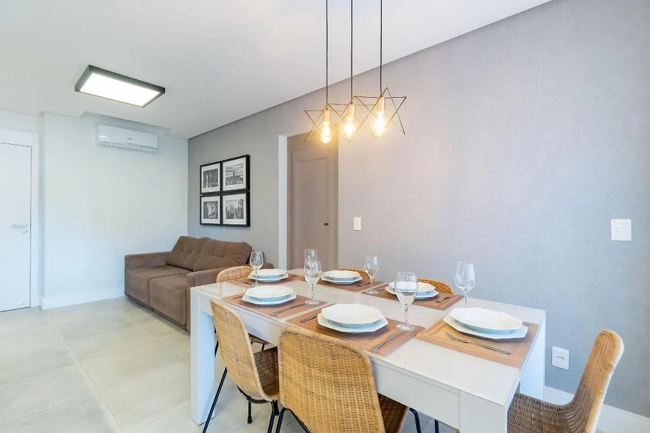 Porto Madero - Amplo Apartamento Em Condo Com Piscina بومبينهاس شقة