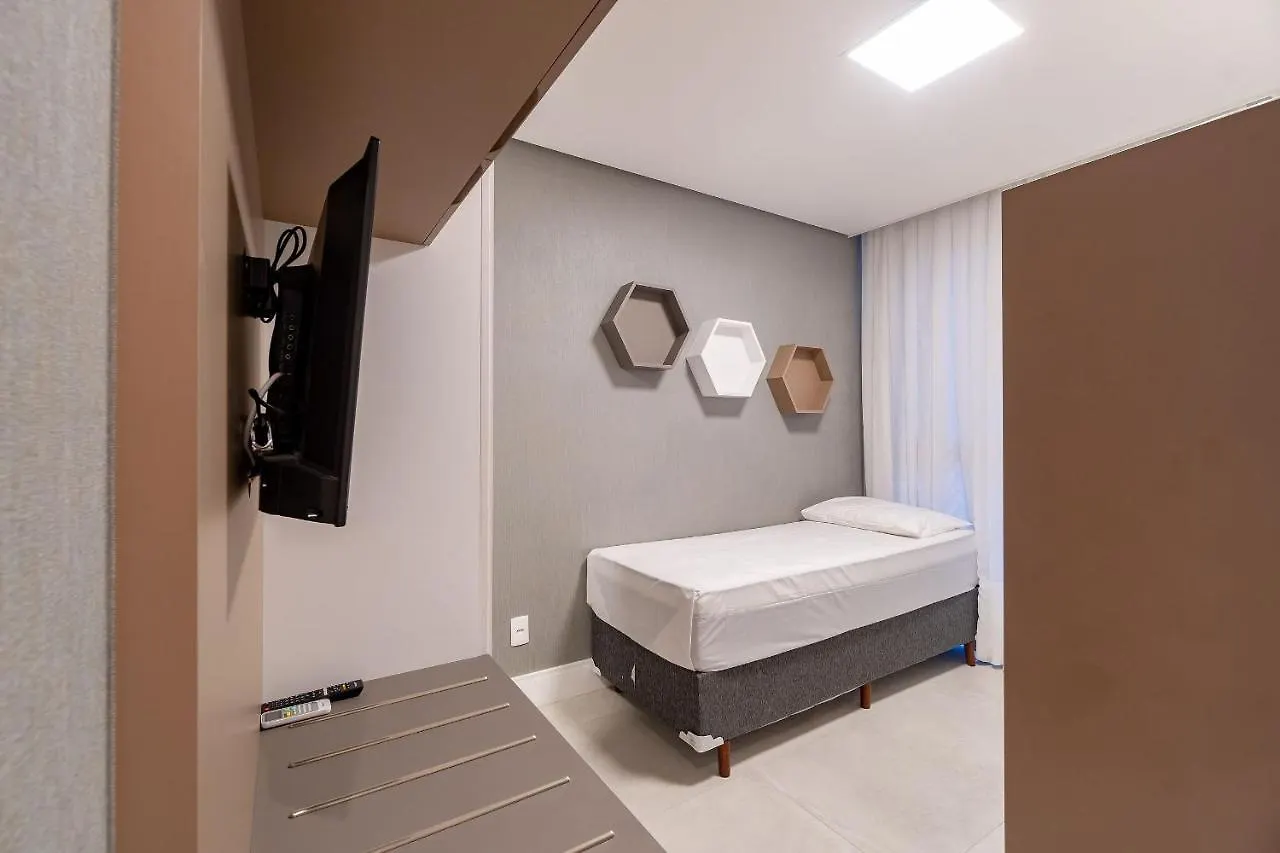 Porto Madero - Amplo Apartamento Em Condo Com Piscina بومبينهاس شقة